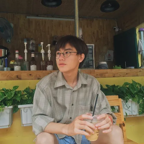 Hoàng Văn Thái avatar